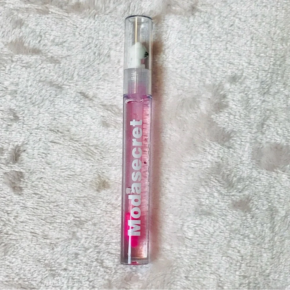 ✨✨5/$10✨✨ Moda Secret Hello Kitty Character Sanrio Figure Fashion Lip Gloss New